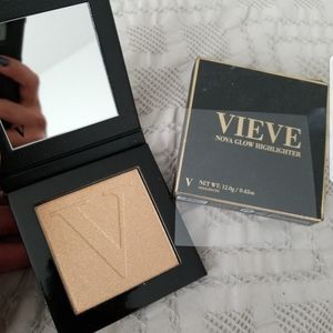 VIEVE Nova Glow Highlighter